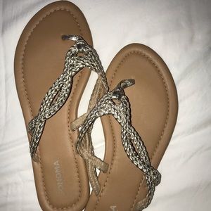 Sonoma flip flop sandals